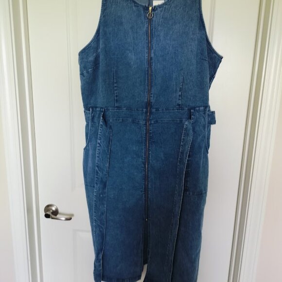 New Women's Plus Size Denim Belted Stretch Sleeveless Zip Front Dress NWT - Picture 9 of 10